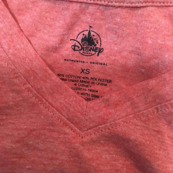 Walt Disney World Mickey Mouse tee woman’s, red, short sleeved - Picture 4 of 4